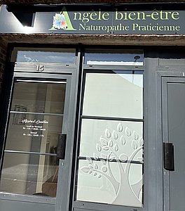 Photo de profil Angèle bien-être naturopathe praticienne